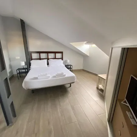 V Junto A Plazamayor